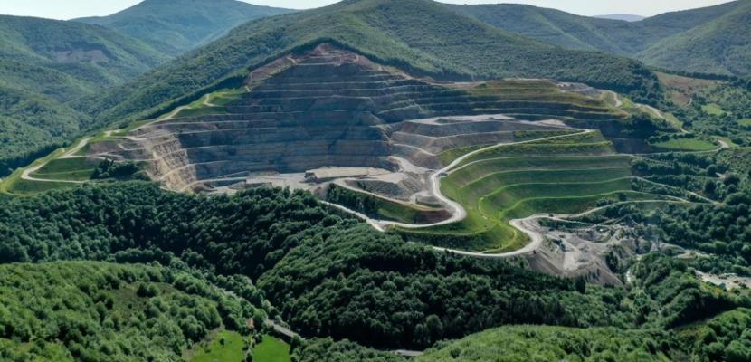 Degraded and restored areas at the Eugi mine (northern Spain). MAGNA 1